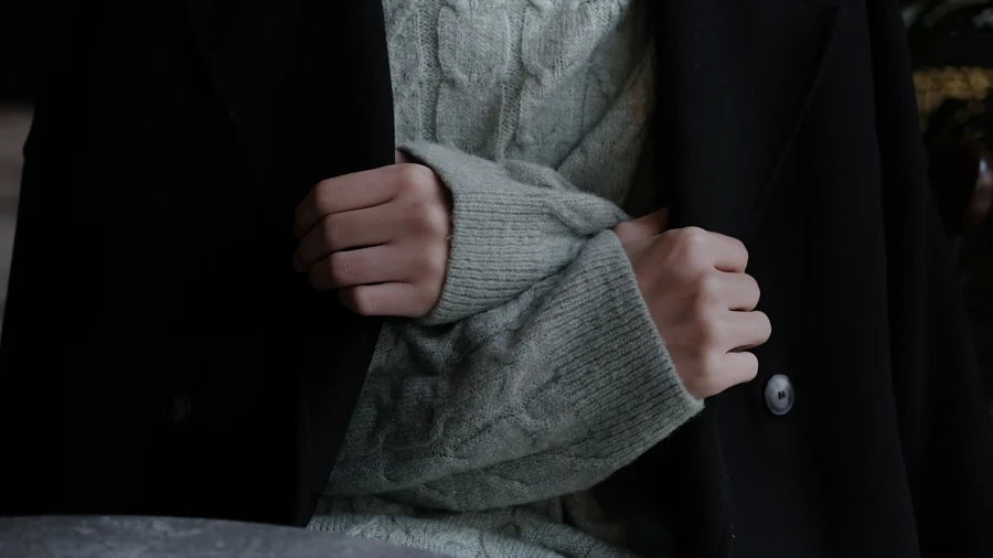 Linge chaud appliqué avant une tétée